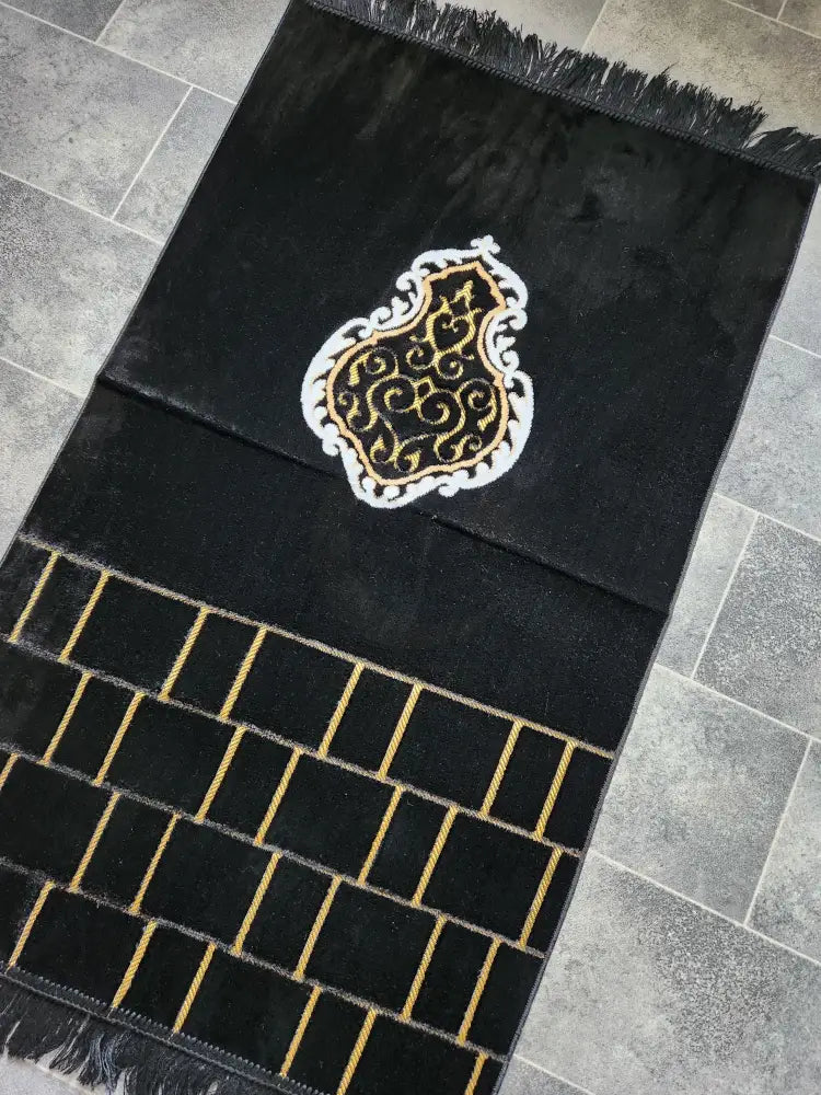 Adult Prayer Mat (Black & Gold)