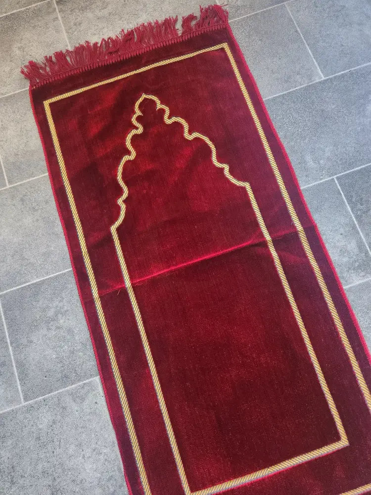 Personalised Kids Prayer Mat (Red & Gold)