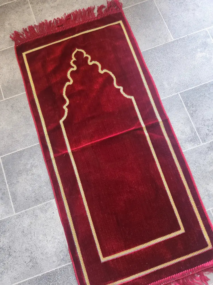 Personalised Kids Prayer Mat (Red & Gold)